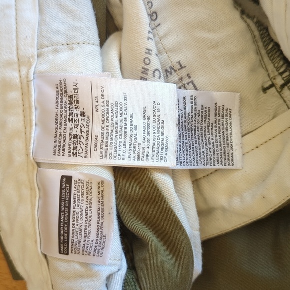 Levi's standard taper fit mens chinos - Picture 6 of 8